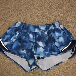 Blue and white lulu lemon Hotty hot shorts